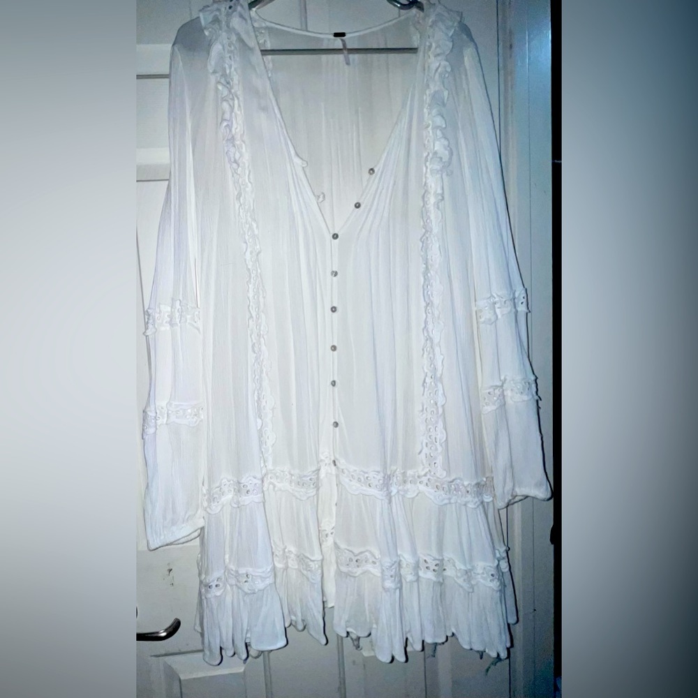 FREE PEOPLE white large dress